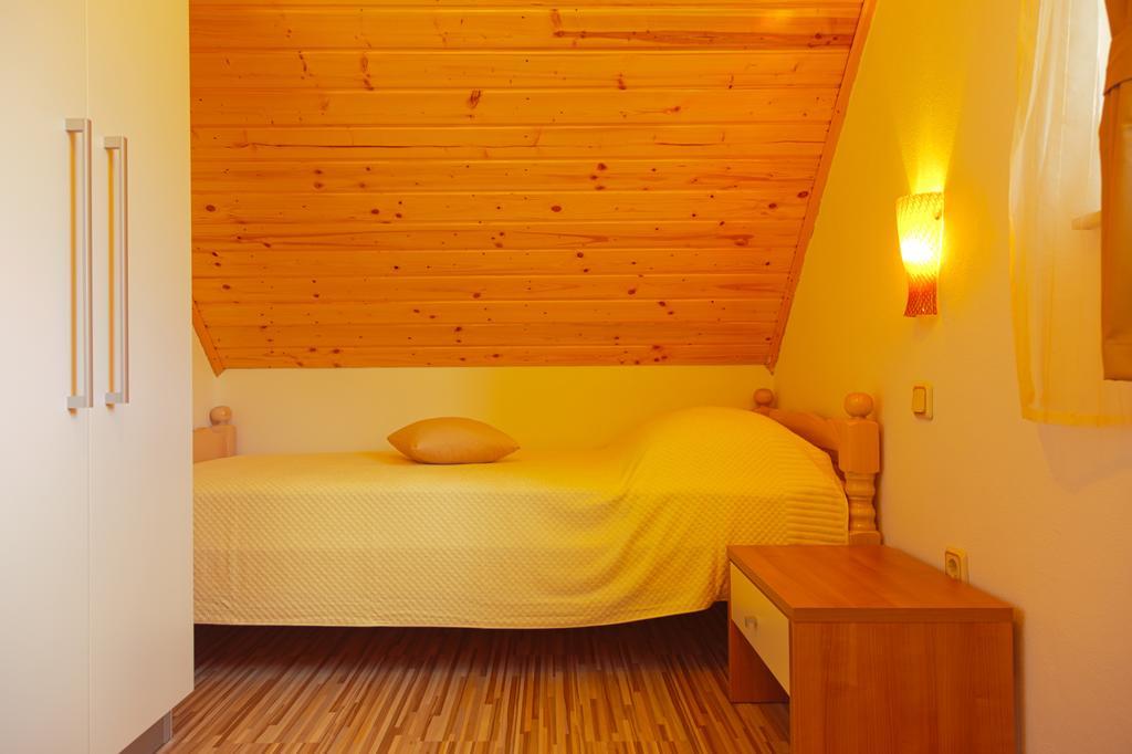 Apartment Ivan Smoljanac Δωμάτιο φωτογραφία